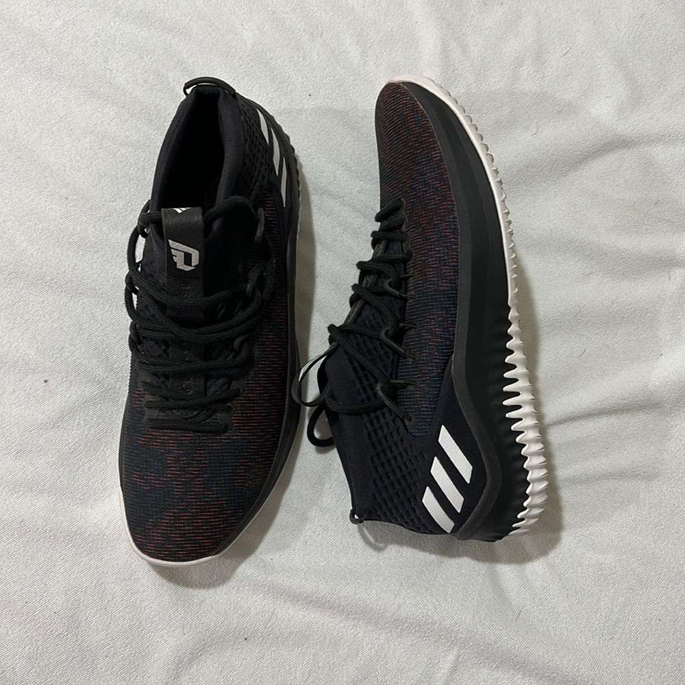 damian lillard dolla shoes